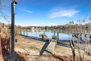 435 Luptons Point Rd, Mattituck, NY 11952 - Photo 18