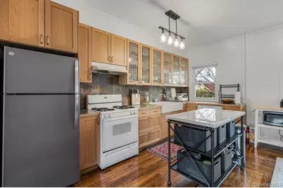 68-17 Groton Street, Forest Hills, NY 11375 - Photo 6