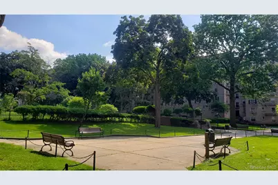 55-23 31st Avenue #4G, Woodside, NY 11377 - Photo 8