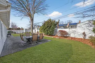 29 Rush St, Port Jefferson, NY 11776 - Photo 18