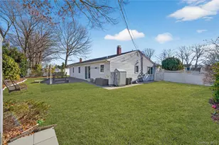 29 Rush St, Port Jefferson, NY 11776 - Photo 16