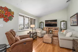 525 Roosevelt Ave, Massapequa Park, NY 11762 - Photo 10