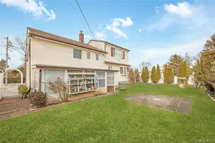 49 Amherst Dr, Massapequa, NY 11758 - Photo 26