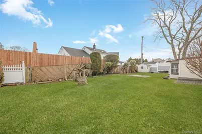 49 Amherst Drive, Massapequa, NY 11758 - Photo 28