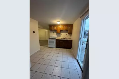 1 Huron Drive, Bay Shore, NY 11706 - Photo 4