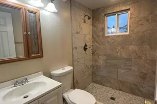 1 Huron Dr, Bay Shore, NY 11706 - Photo 10