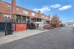 2033 E 68 St, Brooklyn, NY 11234 - Photo 30