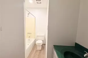 65 Monhagen Ave, Middletown, NY 10940 - Photo 10