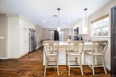 12 Summit Street, Patchogue, NY 11772 - Photo 8