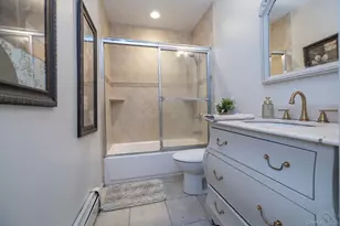 12 Summit St, Patchogue, NY 11772 - Photo 14