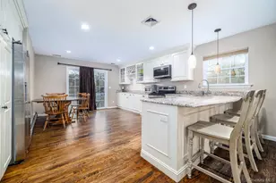 12 Summit St, Patchogue, NY 11772 - Photo 6