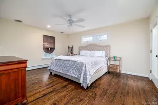 12 Summit St, Patchogue, NY 11772 - Photo 8