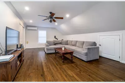 12 Summit Street, Patchogue, NY 11772 - Photo 14