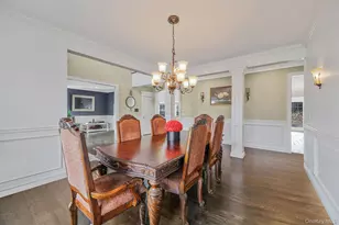 30 Hampton Dr, Center Moriches, NY 11934 - Photo 12