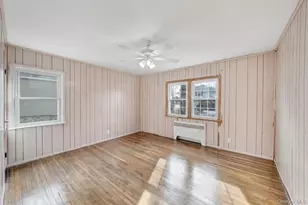 450 Rhodes Ln, West Hempstead, NY 11552 - Photo 6