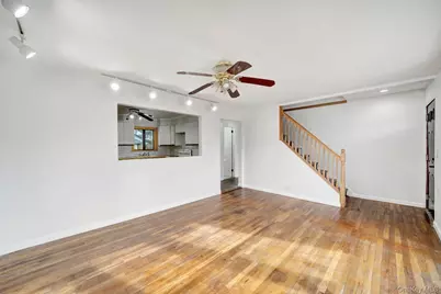 450 Rhodes Lane, West Hempstead, NY 11552 - Photo 10