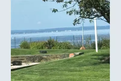 350 Soundview Road, Orient, NY 11957 - Photo 10