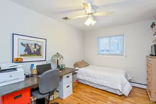 25 Sheryl Crescent, Smithtown, NY 11787 - Photo 28