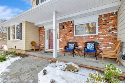 25 Sheryl Crescent, Smithtown, NY 11787 - Photo 4