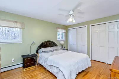 25 Sheryl Crescent, Smithtown, NY 11787 - Photo 30