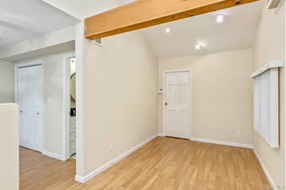 25 Sheryl Crescent, Smithtown, NY 11787 - Photo 26