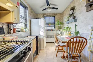 17-83 166th St, Whitestone, NY 11357 - Photo 10