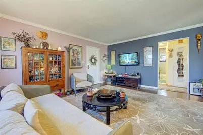 17-83 166th Street #Upper, Whitestone, NY 11357 - Photo 4