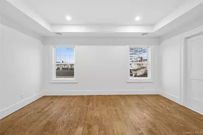 961 N Broadway, Massapequa, NY 11758 - Photo 16