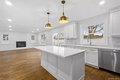 961 N Broadway, Massapequa, NY 11758 - Photo 8