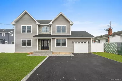 961 N Broadway, Massapequa, NY 11758 - Photo 1