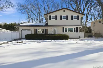 3 Adrienne Court, Hauppauge, NY 11788 - Photo 1