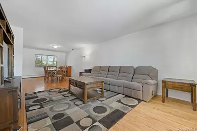 3 Adrienne Court, Hauppauge, NY 11788 - Photo 8