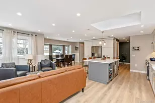 49 Lexington Ave, Smithtown, NY 11787 - Photo 24