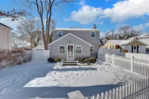 522 Browns Rd, Nesconset, NY 11767 - Photo 2