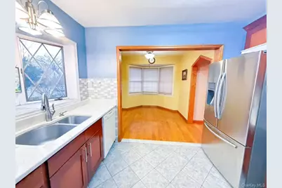 58-27 197th Street, Fresh Meadows, NY 11365 - Photo 4