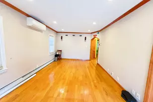 58-27 197th St, Fresh Meadows, NY 11365 - Photo 10