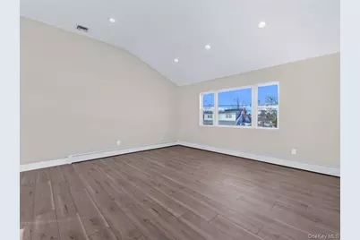 610 Windmill Avenue, West Babylon, NY 11704 - Photo 4