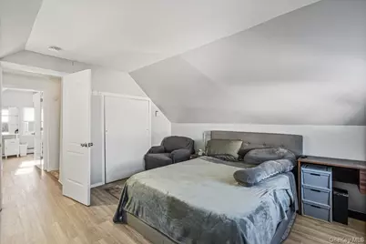 57 Pond Lane, Levittown, NY 11756 - Photo 14