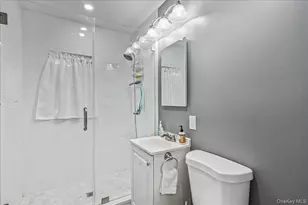 57 Pond Ln, Levittown, NY 11756 - Photo 10