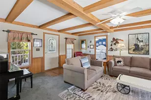 1661 Old Country Rd, Riverhead, NY 11901 - Photo 8