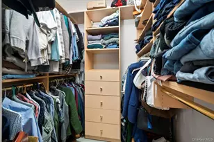 37 Greenway Ln, Rye Brook, NY 10573 - Photo 16