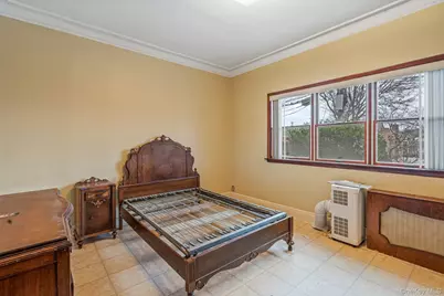 6923 59th Road, Maspeth, NY 11378 - Photo 4