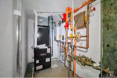 38-24 56 Street, Woodside, NY 11377 - Photo 44