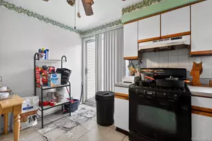 327 Willow Rd E, New York, NY 10314 - Photo 12