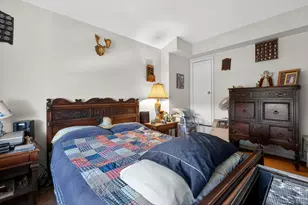 327 Willow Rd E, New York, NY 10314 - Photo 14