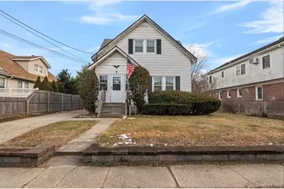 5 Cedar Avenue, Farmingdale, NY 11735 - Photo 2