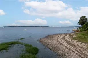 306 Southdown Rd, Lloyd Harbor, NY 11743 - Photo 42