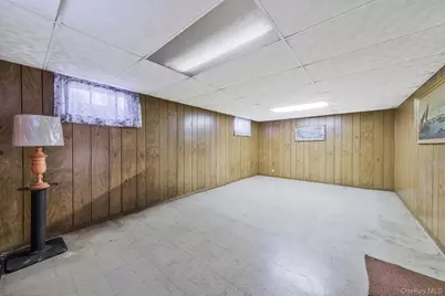 36 Frost Pond Road, Glen Cove, NY 11542 - Photo 40