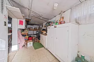 36 Frost Pond Rd, Glen Cove, NY 11542 - Photo 42