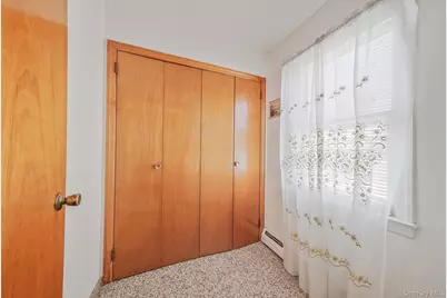 36 Frost Pond Road, Glen Cove, NY 11542 - Photo 26